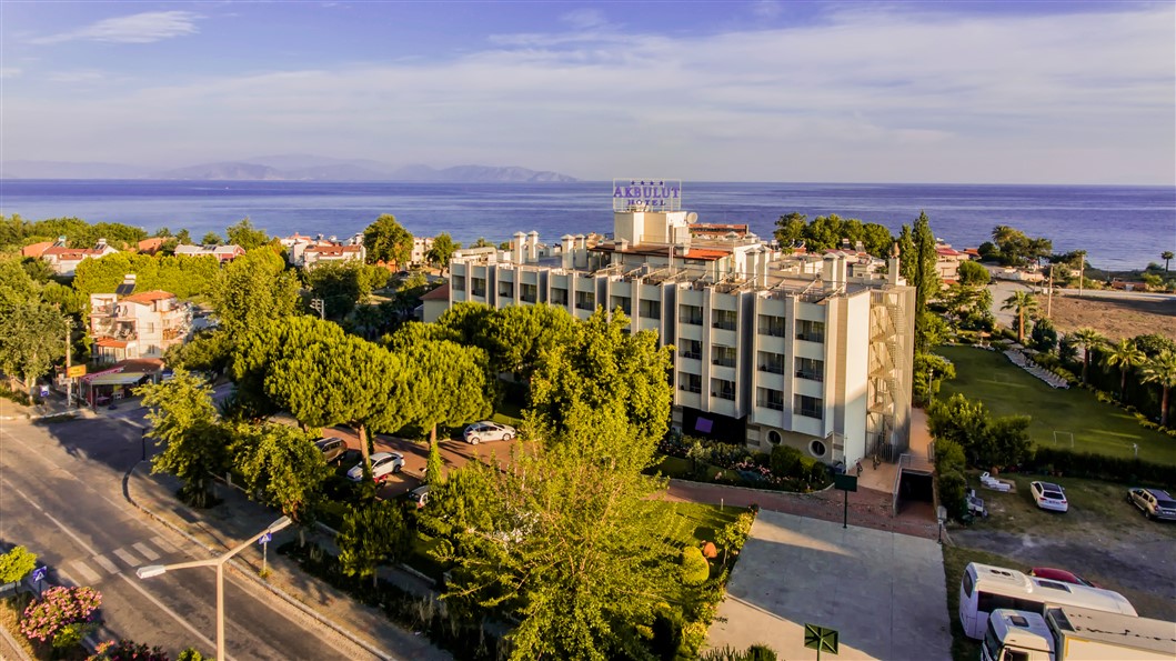 Kuşadası ve Güzelçamlı Hakkında Merak Ettikleriniz: Hotel Akbulut & Spa Tatil Rehberi